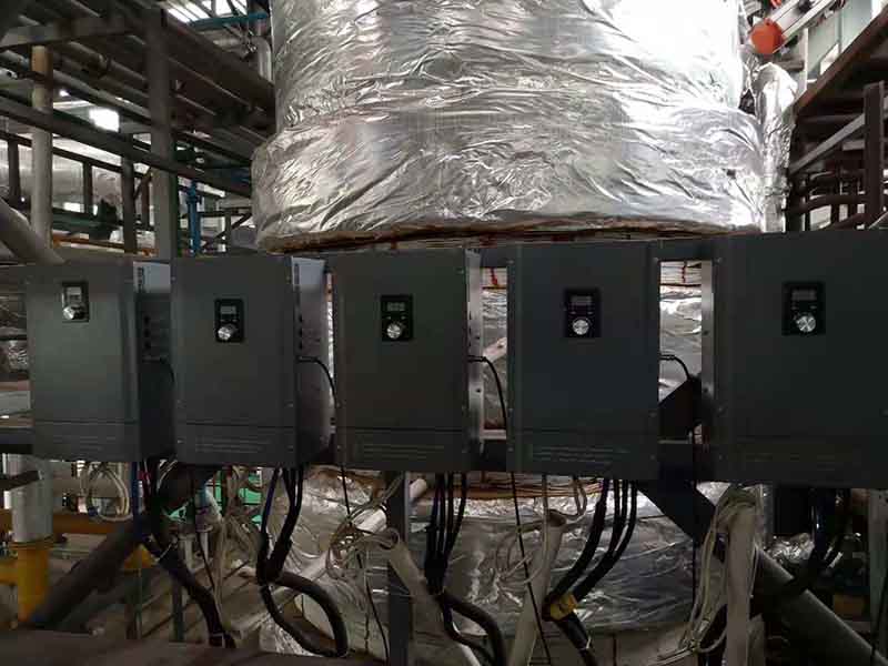 電磁加熱廢機(jī)油提煉設(shè)備 電磁加熱廢機(jī)油提煉設(shè)備