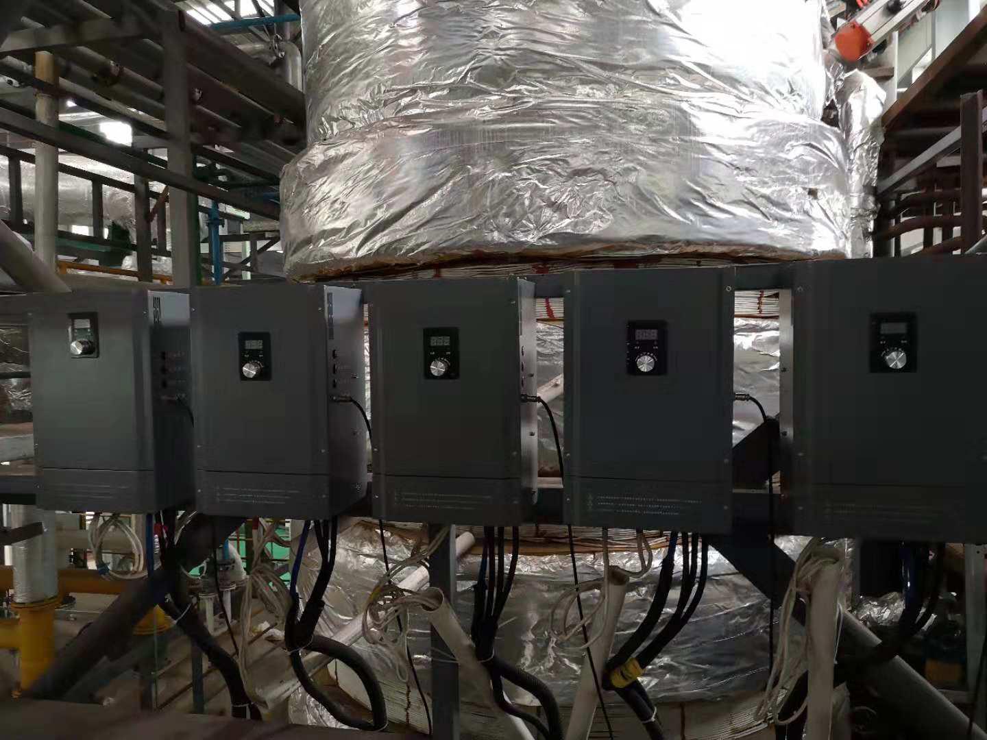 電磁加熱:廢機(jī)油提煉設(shè)備 電磁加熱:廢機(jī)油提煉設(shè)備